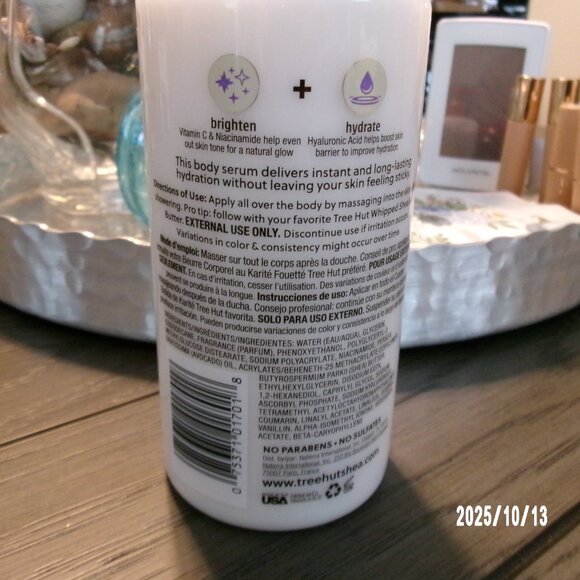 Tree Hut Hydraglow Body Serum SANTALHAZE Brighten And Hydrate 11 Oz Brand New - Picture 4 of 4